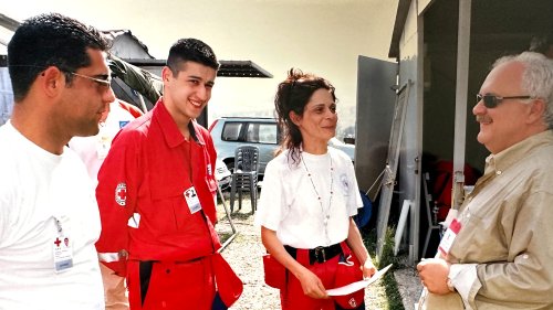 Εθελοντές του Ερυθρού Σταυρού